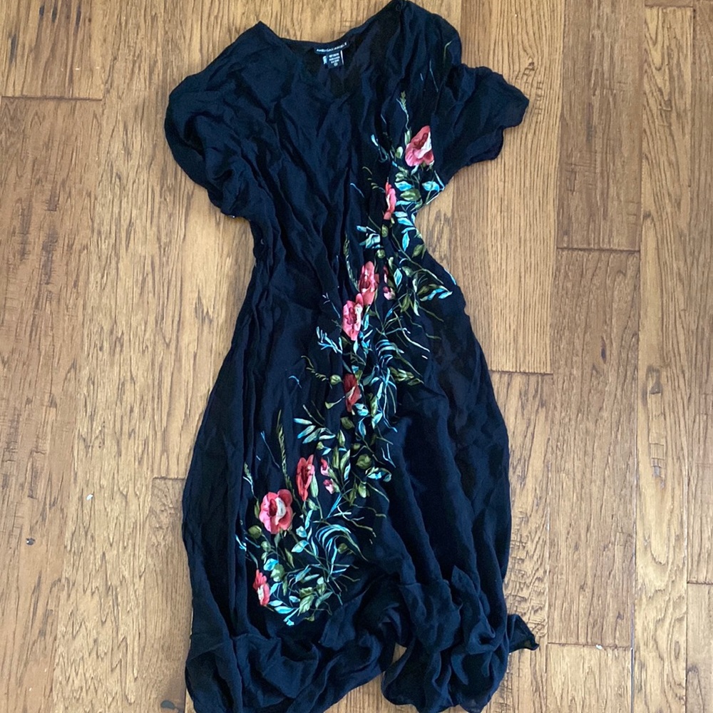 Beautiful Floral Long Over Top!